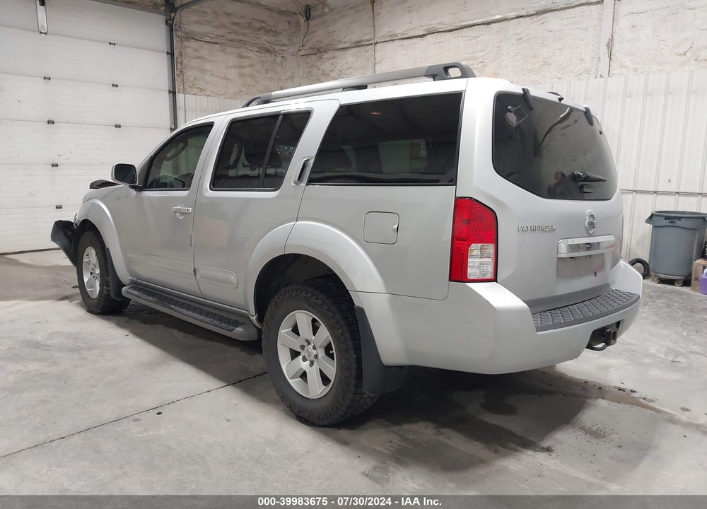 2011 NISSAN PATHFINDER SV VIN: 5N1AR1NB4BC627016