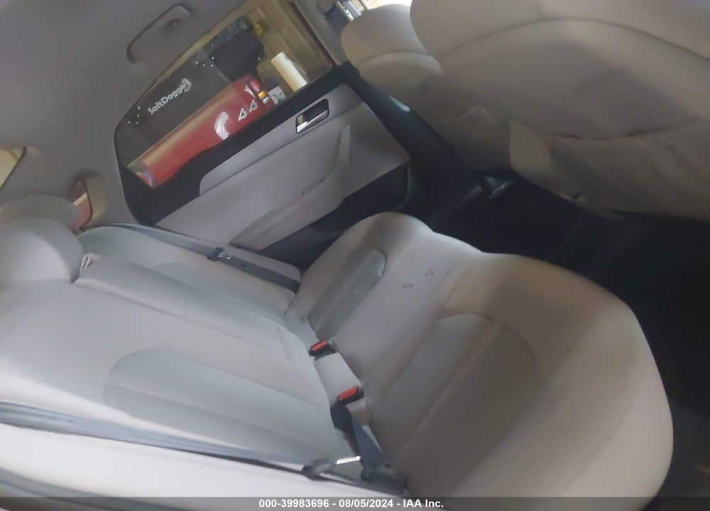 2015 HYUNDAI SONATA SE VIN: 5NPE24AF6FH209295