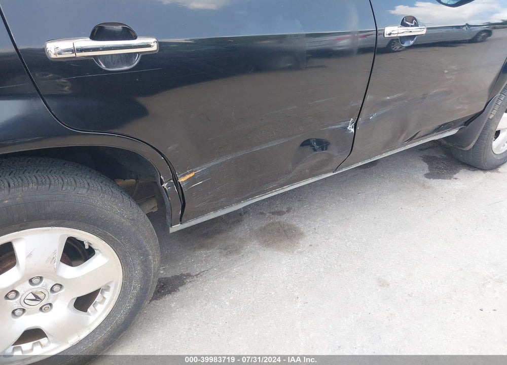 2005 ACURA MDX VIN: 2HNYD18235H503635