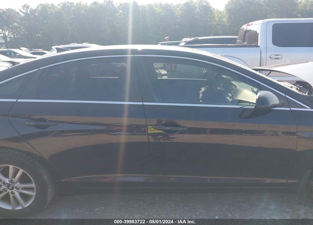 2015 HYUNDAI SONATA SE VIN: 5NPE24AF5FH185636