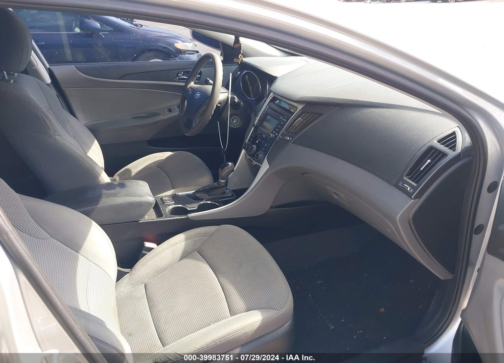 2014 HYUNDAI SONATA GLS VIN: 5NPEB4AC5EH876945