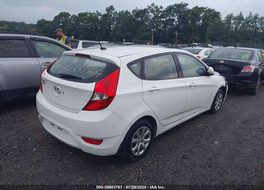 2013 HYUNDAI ACCENT GS VIN: KMHCT5AE8DU128458