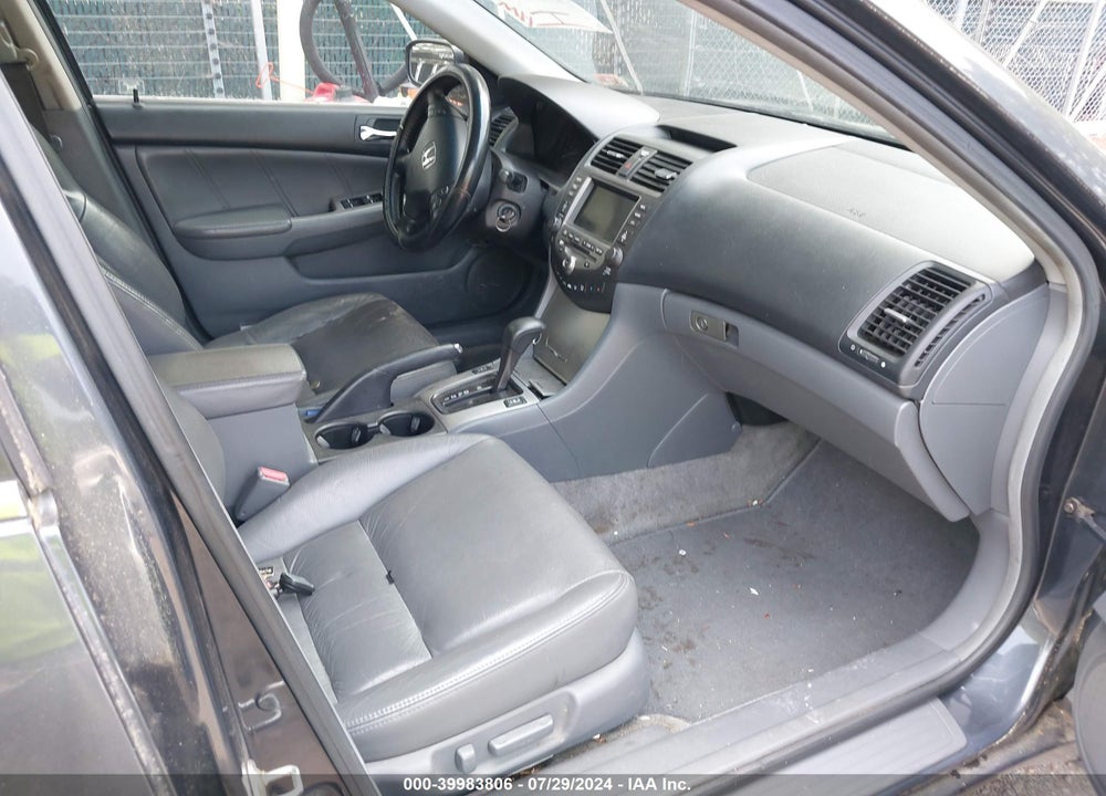 2006 HONDA ACCORD SDN EX-L V6 WITH NAVI VIN: 1HGCM66856A054335