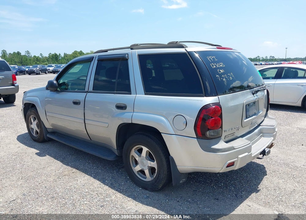 2006 CHEVROLET TRAILBLAZER LS VIN: 1GNDT13SX62233089