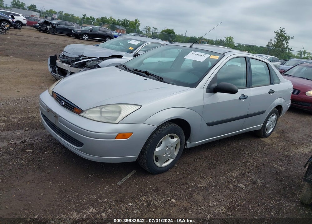 2001 FORD FOCUS LX VIN: 1FAFP33P61W205827