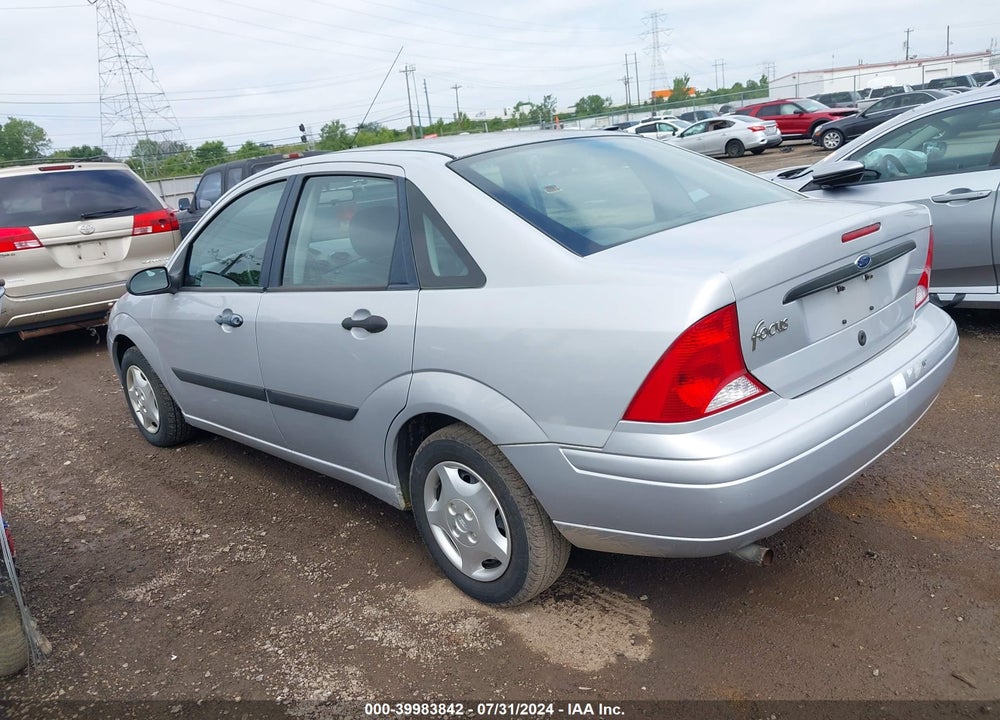 2001 FORD FOCUS LX VIN: 1FAFP33P61W205827