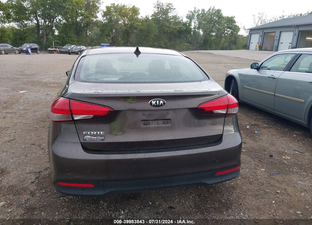 2017 KIA FORTE LX VIN: 3KPFK4A71HE081424