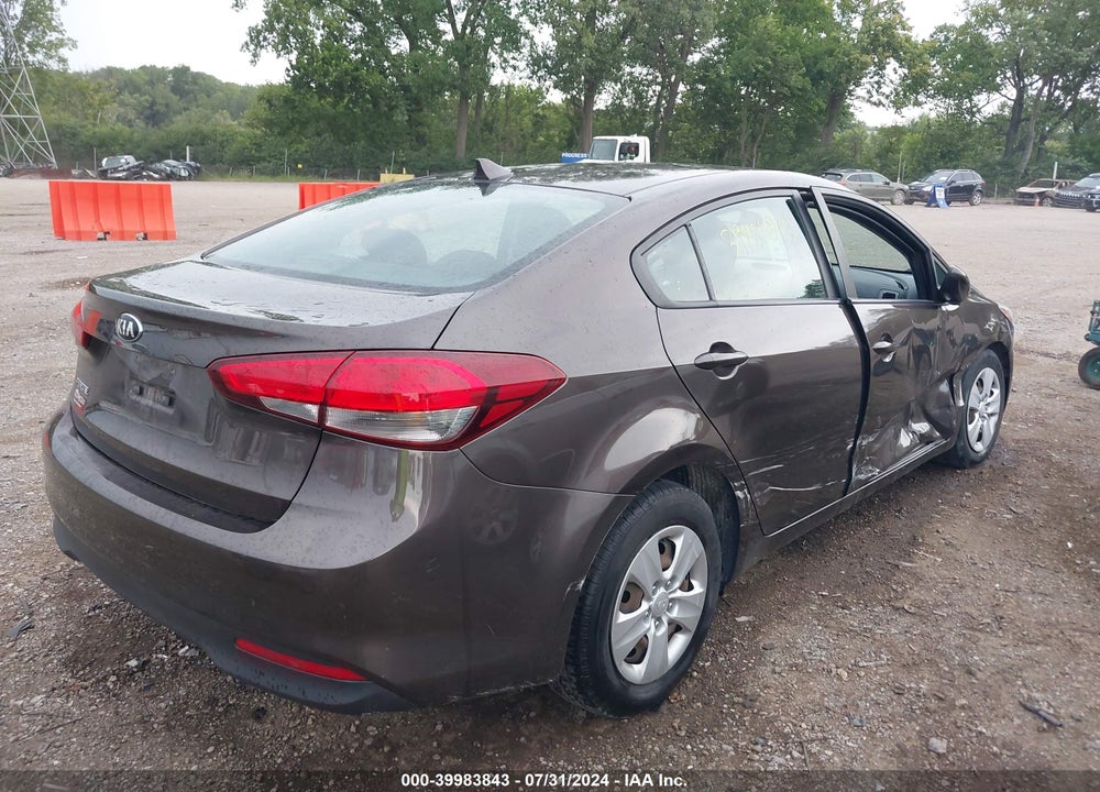 2017 KIA FORTE LX VIN: 3KPFK4A71HE081424