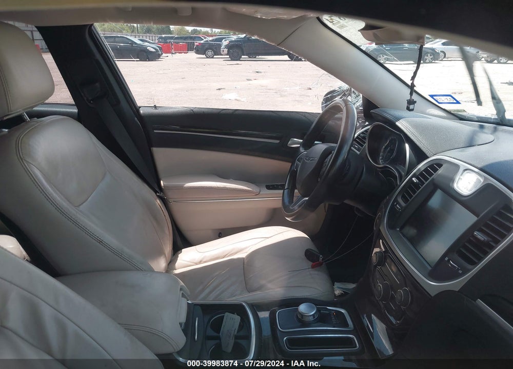 2015 CHRYSLER 300 LIMITED VIN: 2C3CCAAG2FH786561