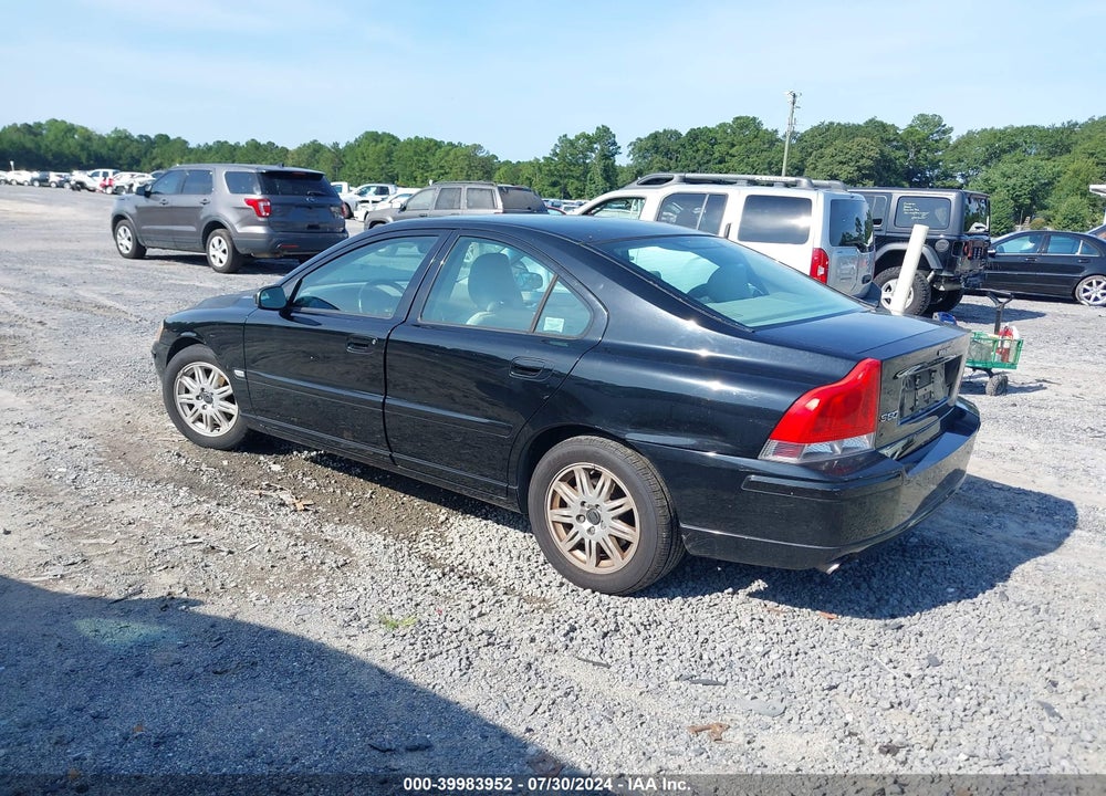 2005 VOLVO S60 2.4 VIN: YV1RS612552456974