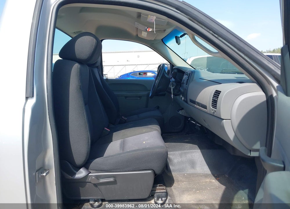2010 CHEVROLET SILVERADO 1500 WORK TRUCK VIN: 1GCPCPEX6AZ275731