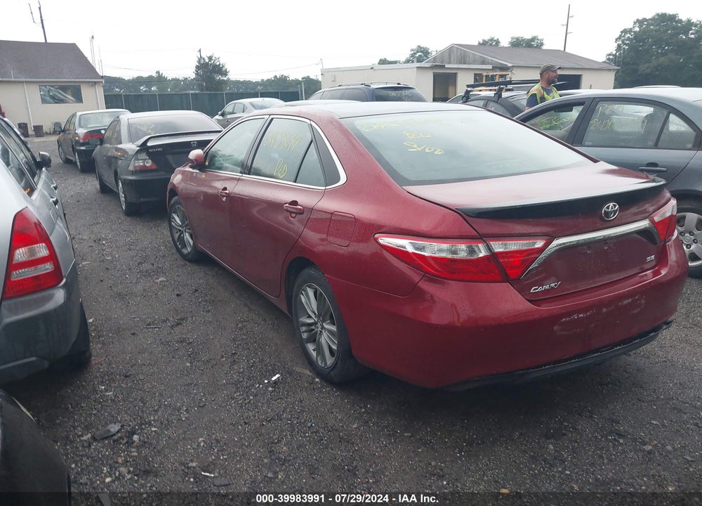 2015 TOYOTA CAMRY SE VIN: 4T1BF1FK3FU913192