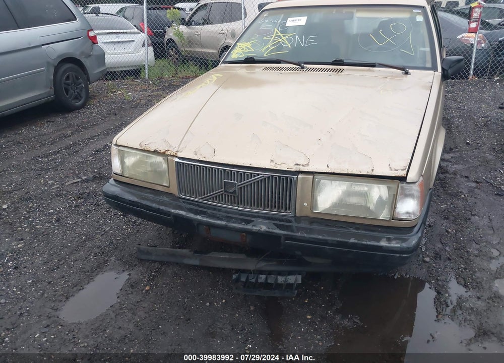 1992 VOLVO 740 VIN: YV1FW8835N2355841