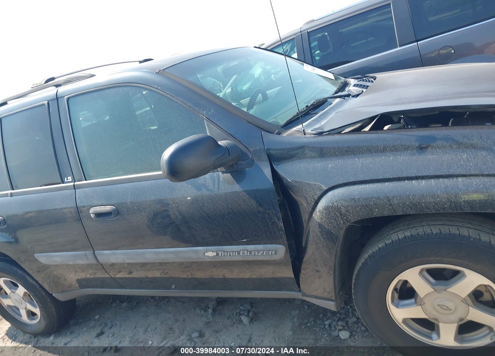 2004 CHEVROLET TRAILBLAZER LS VIN: 1GNDS13SX42102633