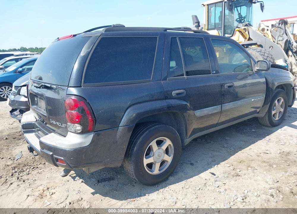 2004 CHEVROLET TRAILBLAZER LS VIN: 1GNDS13SX42102633