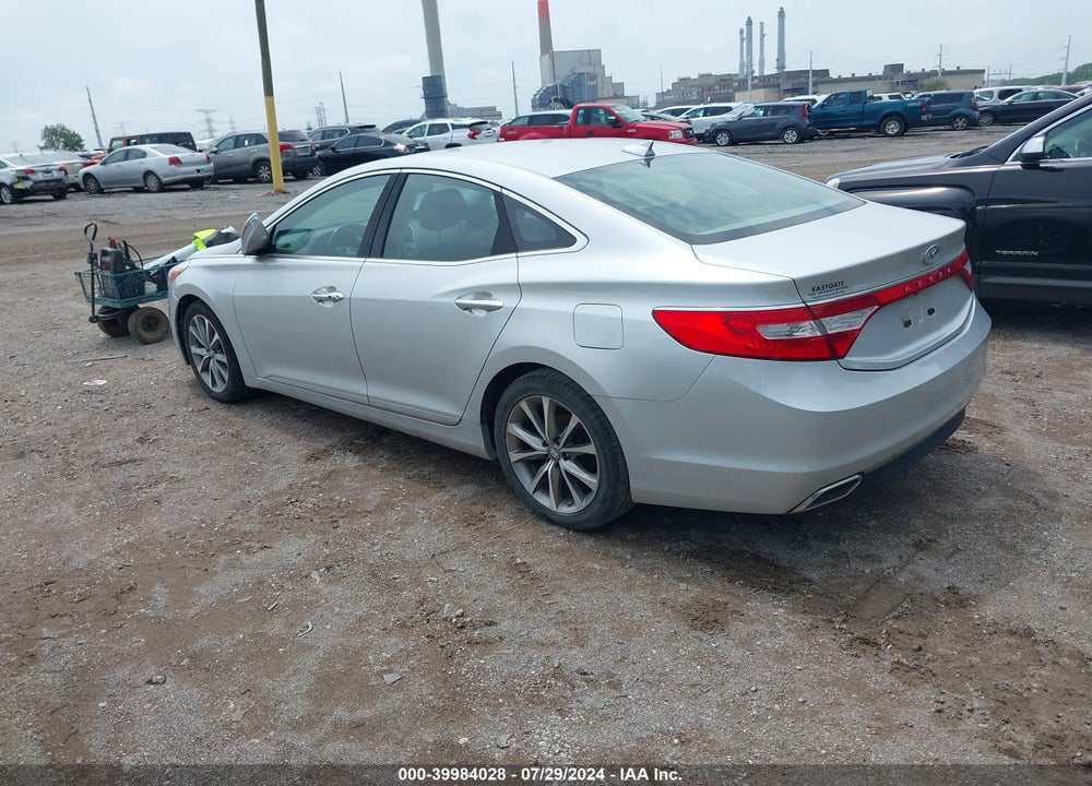 2015 HYUNDAI AZERA VIN: KMHFG4JG9FA472401