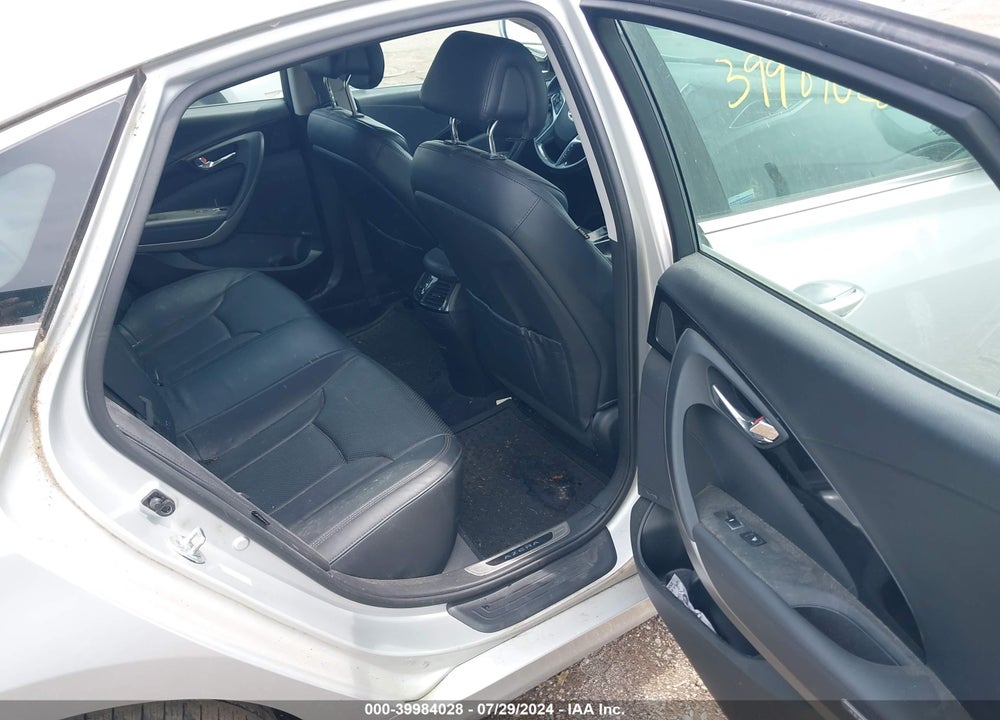 2015 HYUNDAI AZERA VIN: KMHFG4JG9FA472401