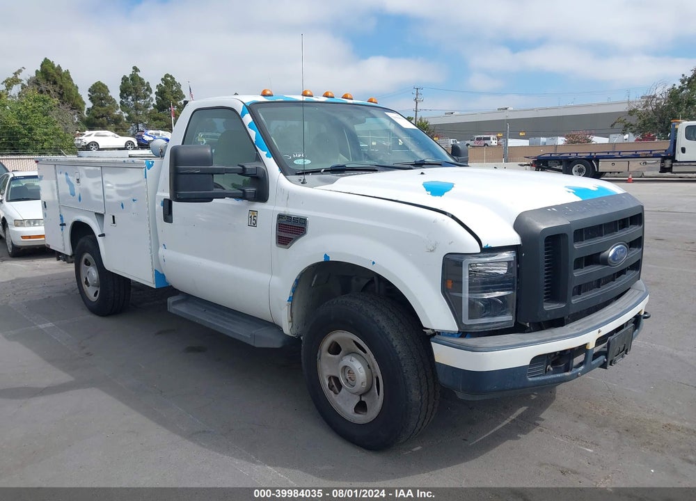 2008 FORD F-350 CHASSIS XL/XLT VIN: 1FDWF35R28EB30812