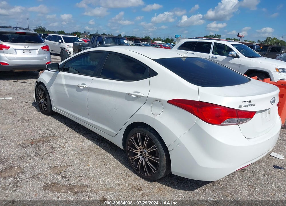 2013 HYUNDAI ELANTRA GLS VIN: 5NPDH4AE6DH359230