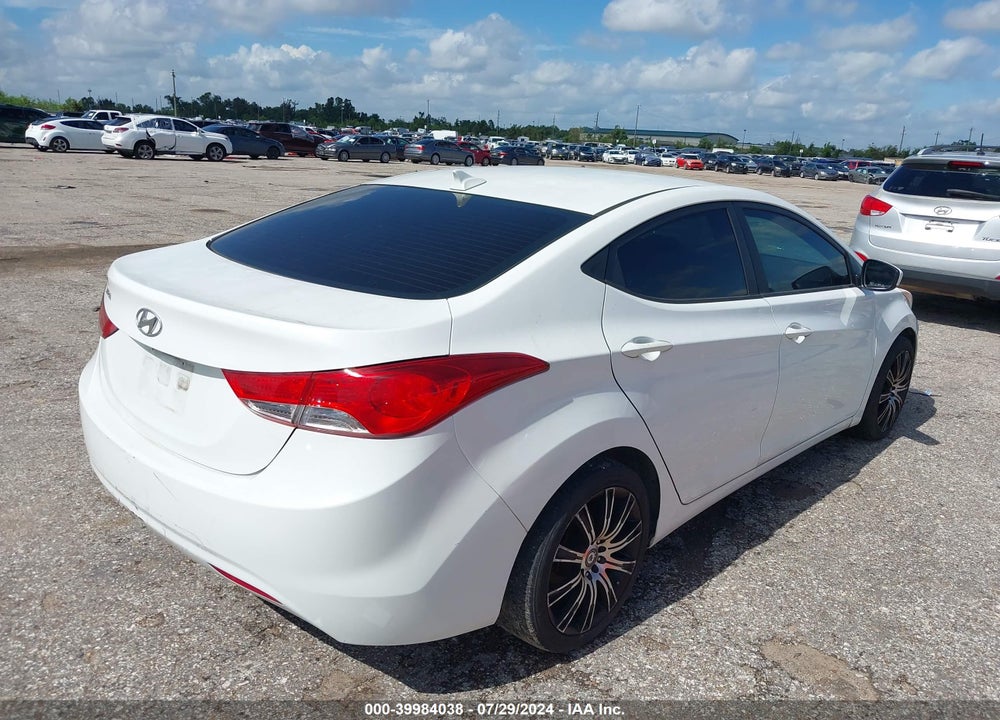 2013 HYUNDAI ELANTRA GLS VIN: 5NPDH4AE6DH359230