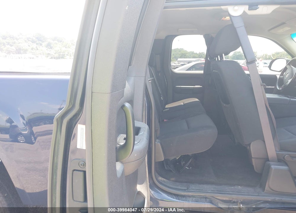 2011 GMC SIERRA 1500 SLE VIN: 1GTR1VE09BZ331099