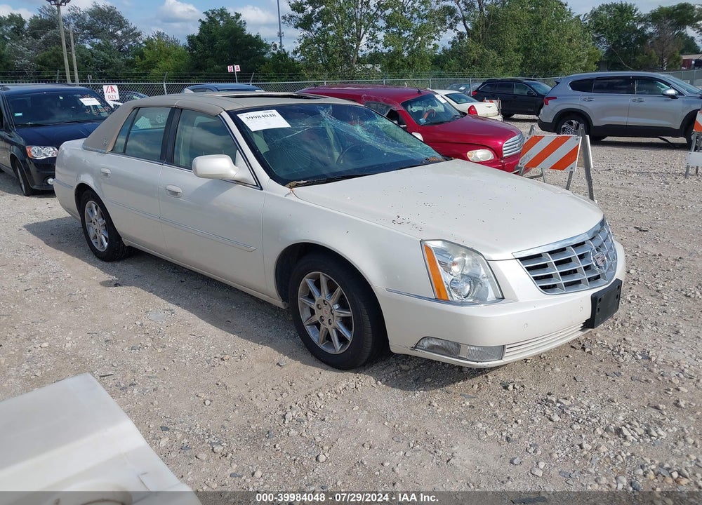 2011 CADILLAC DTS LUXURY COLLECTION VIN: 1G6KD5E66BU100061