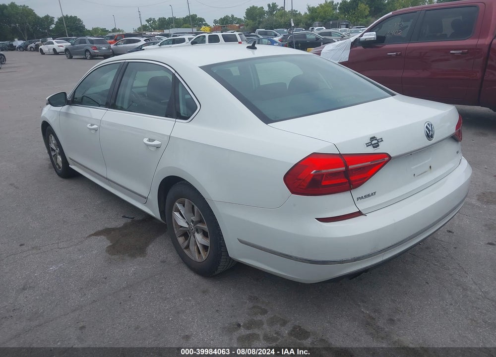 2016 VOLKSWAGEN PASSAT 1.8T S VIN: 1VWAT7A38GC058781
