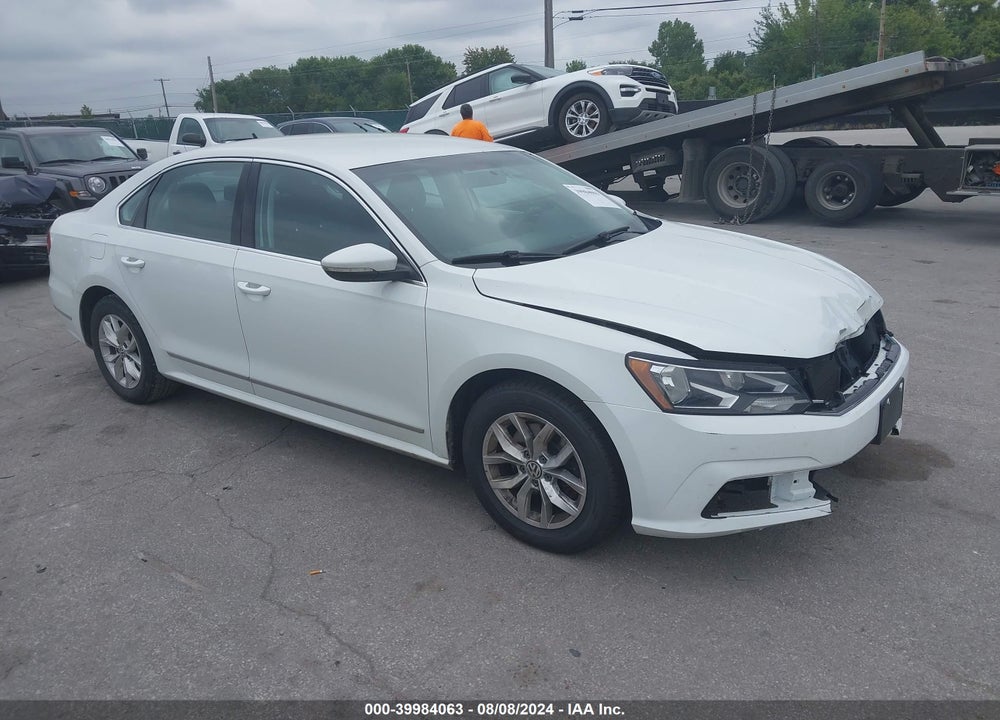 2016 VOLKSWAGEN PASSAT 1.8T S VIN: 1VWAT7A38GC058781