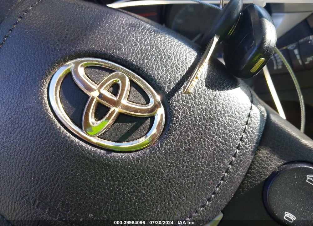 2014 TOYOTA COROLLA S PLUS VIN: 2T1BURHE1EC147233