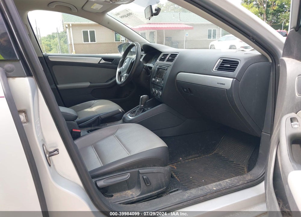 2013 VOLKSWAGEN JETTA HYBRID SEL VIN: 3VW637AJ1DM274955