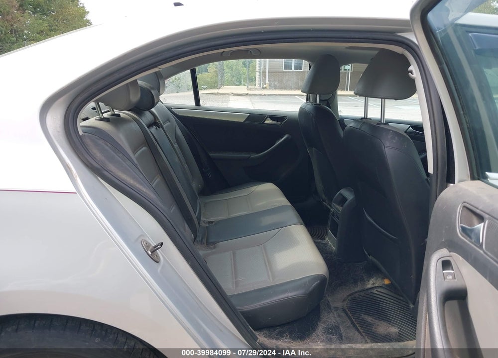2013 VOLKSWAGEN JETTA HYBRID SEL VIN: 3VW637AJ1DM274955