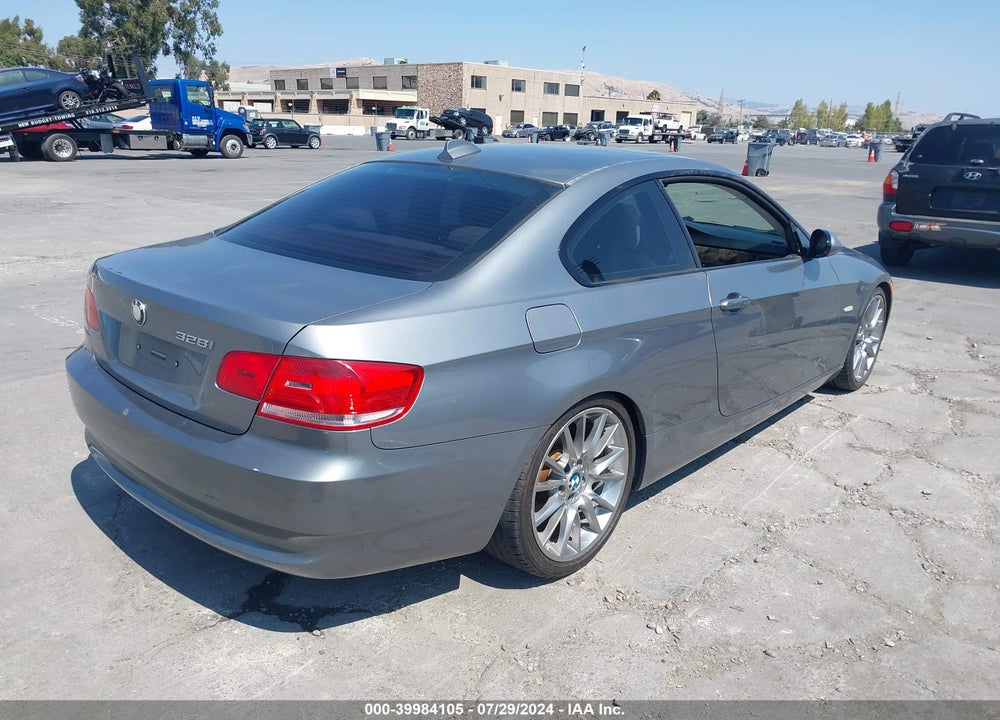 2009 BMW 328I VIN: WBAWV13519P121405