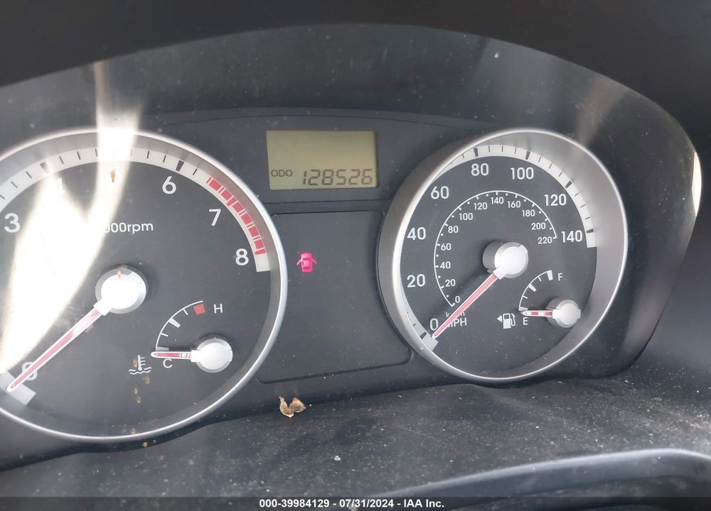 2008 HYUNDAI ACCENT GLS VIN: KMHCN46C88U184790