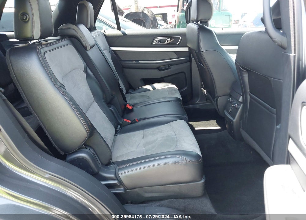 2017 FORD EXPLORER XLT VIN: 1FM5K7D81HGA03965