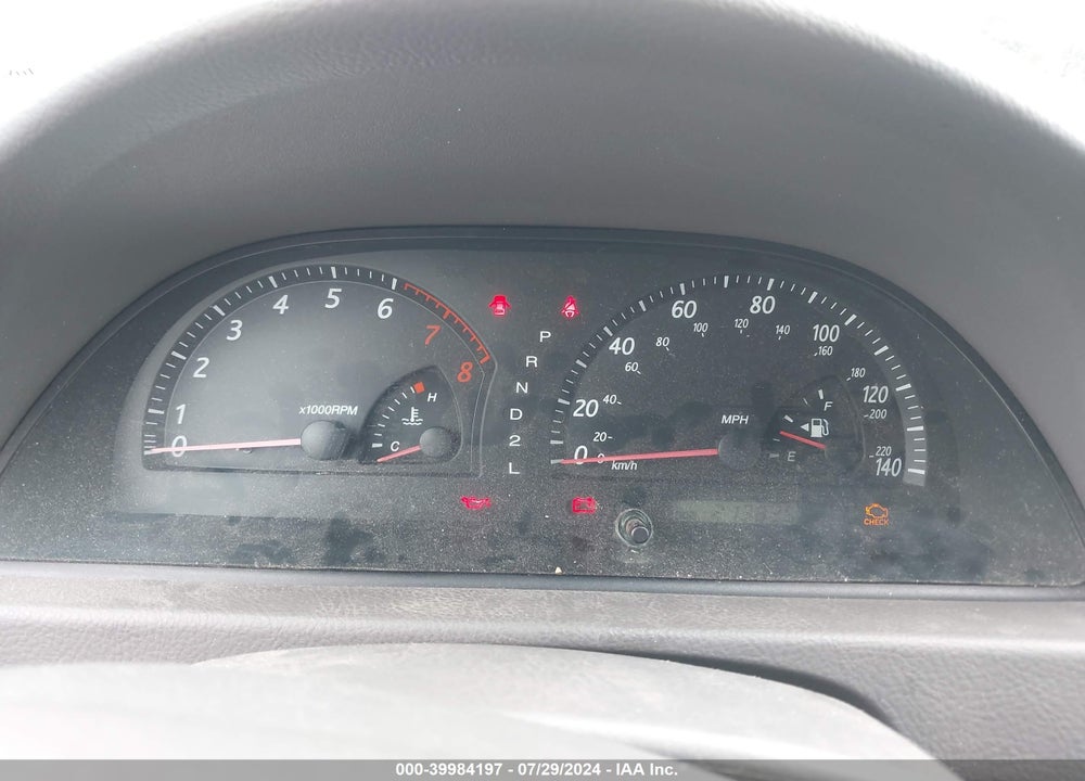 2003 TOYOTA CAMRY LE VIN: JTDBE32K830182884
