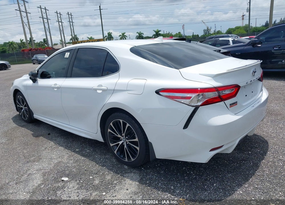 2020 TOYOTA CAMRY SE VIN: 4T1G11AK6LU904526