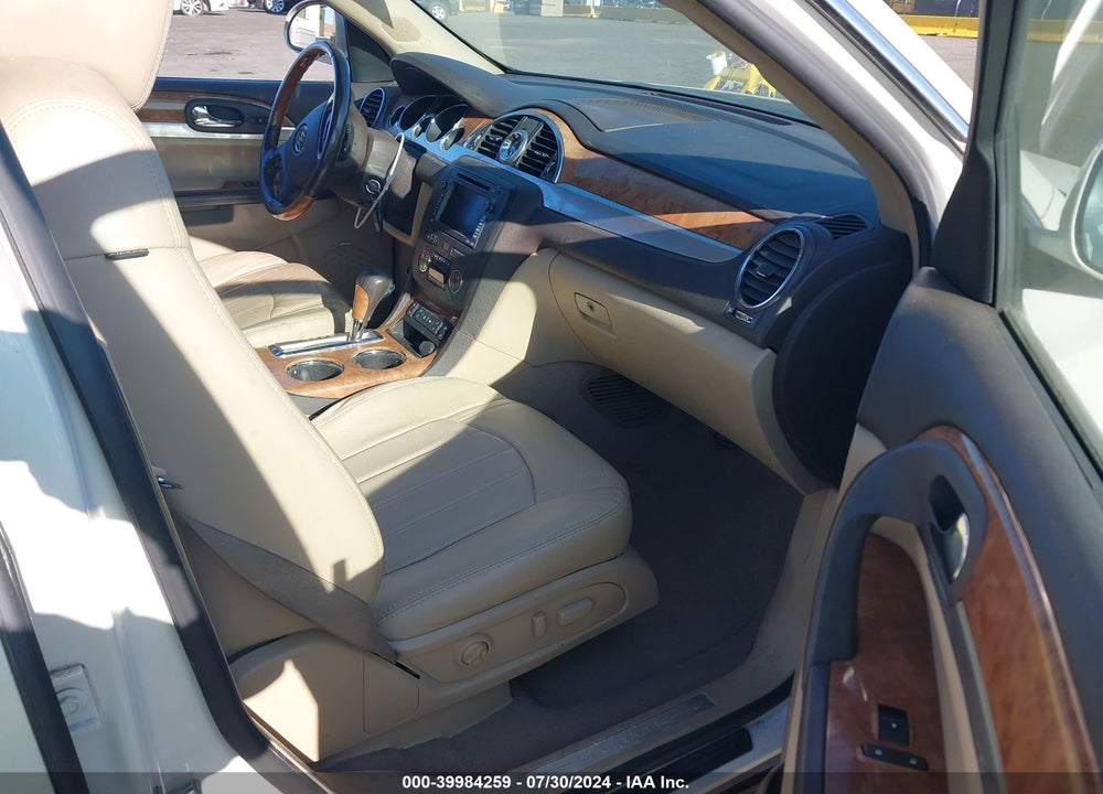 2008 BUICK ENCLAVE CXL VIN: 5GAEV23728J256708