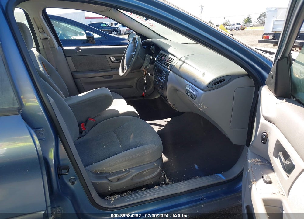 2001 FORD TAURUS SE VIN: 1FAFP53U41A183809