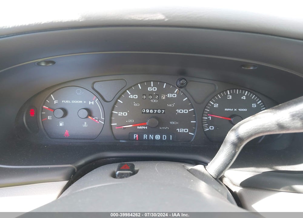 2001 FORD TAURUS SE VIN: 1FAFP53U41A183809