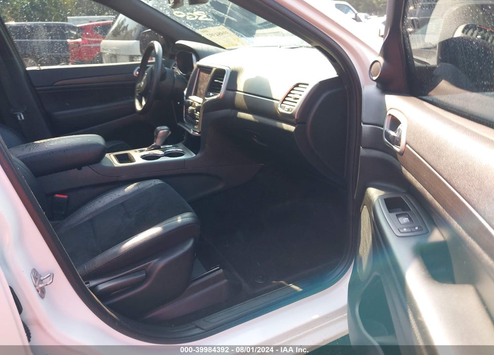 2018 JEEP GRAND CHEROKEE VIN: 1C4RJFAGXJC423803
