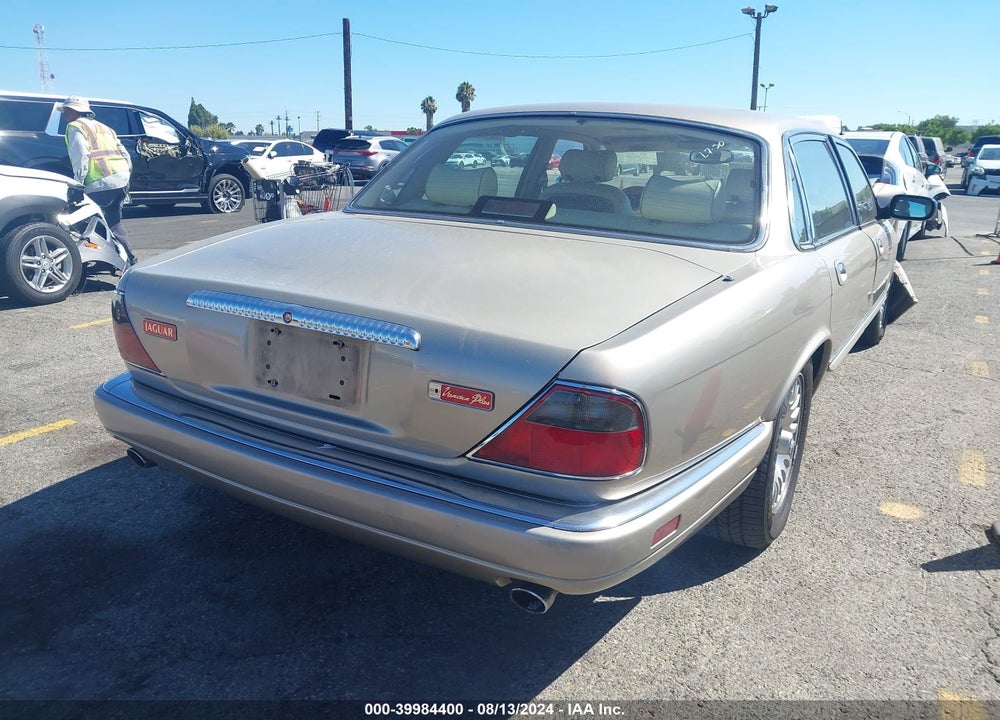1996 JAGUAR VANDENPLAS VIN: SAJKX6240TC782988