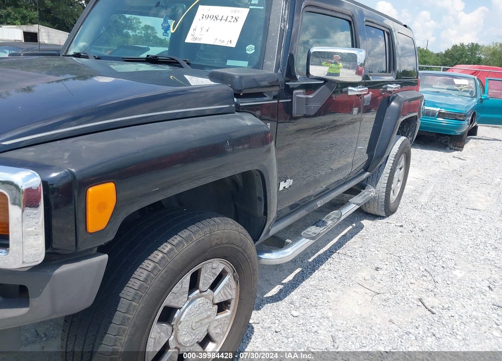 2007 HUMMER H3 SUV VIN: 5GTDN13E178170937