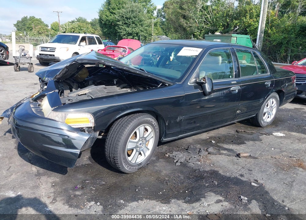 2011 FORD CROWN VICTORIA LX VIN: 2FABP7EV6BX165904