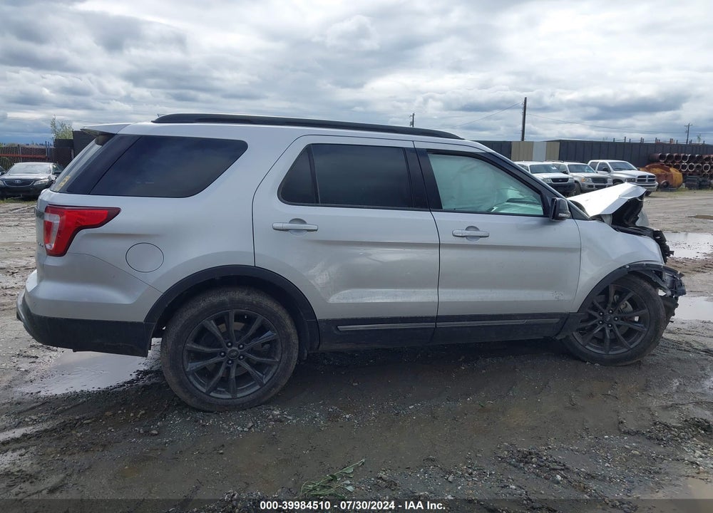 2017 FORD EXPLORER XLT VIN: 1FM5K8D89HGD43306