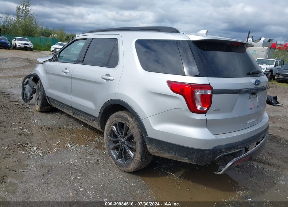 2017 FORD EXPLORER XLT VIN: 1FM5K8D89HGD43306