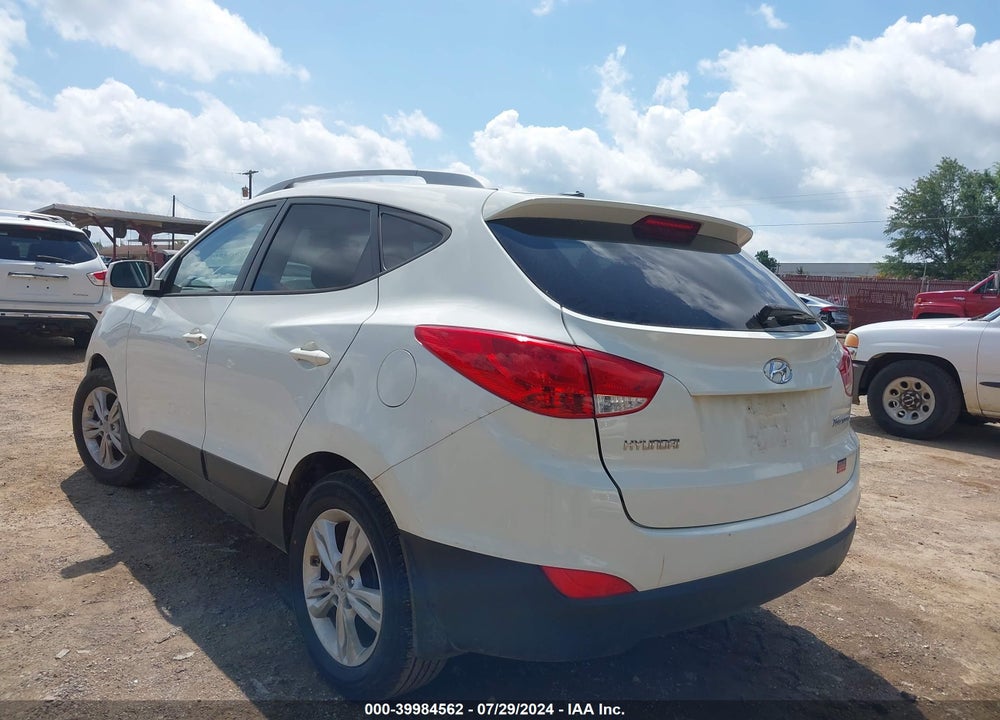 2011 HYUNDAI TUCSON GLS VIN: KM8JU3AC6BU155615