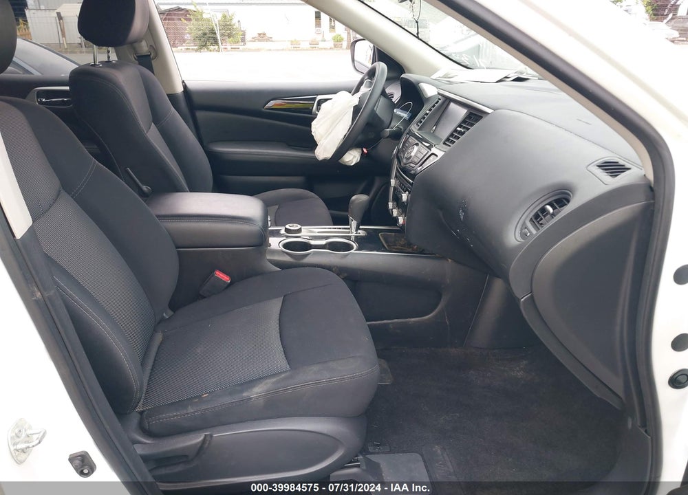 2018 NISSAN PATHFINDER S VIN: 5N1DR2MM7JC643540