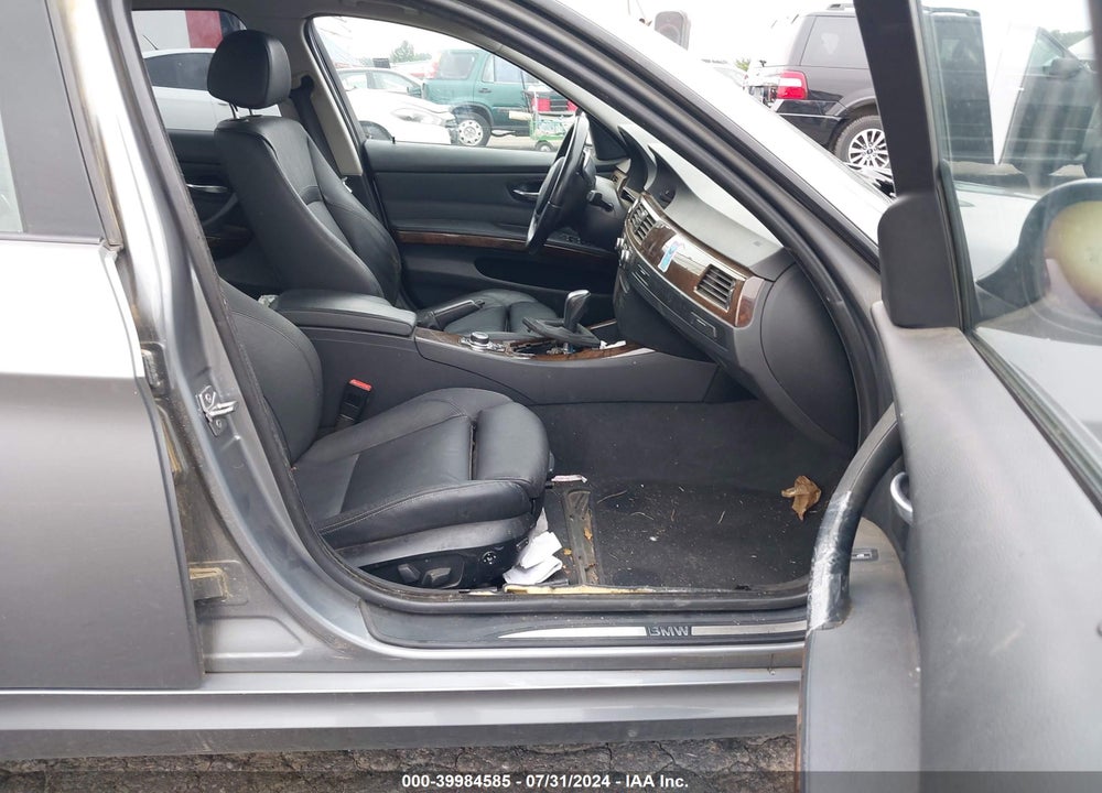 2010 BMW 328I VIN: WBAPH5G58ANM35176