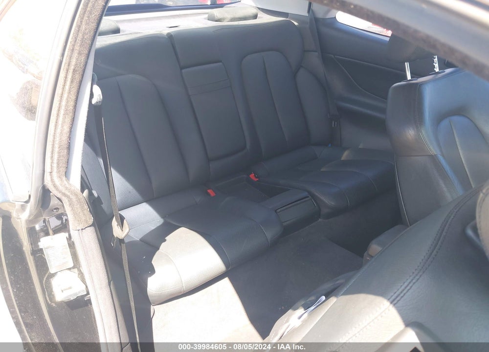 2001 MERCEDES-BENZ CLK 320 VIN: WDBLJ65G61T087484