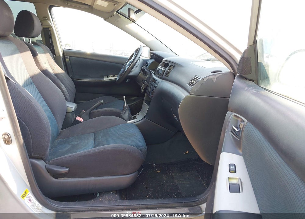 2005 TOYOTA COROLLA XRS VIN: 2T1BY30E55C320006